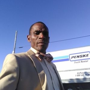 Meet your Posher, Ernsoomond